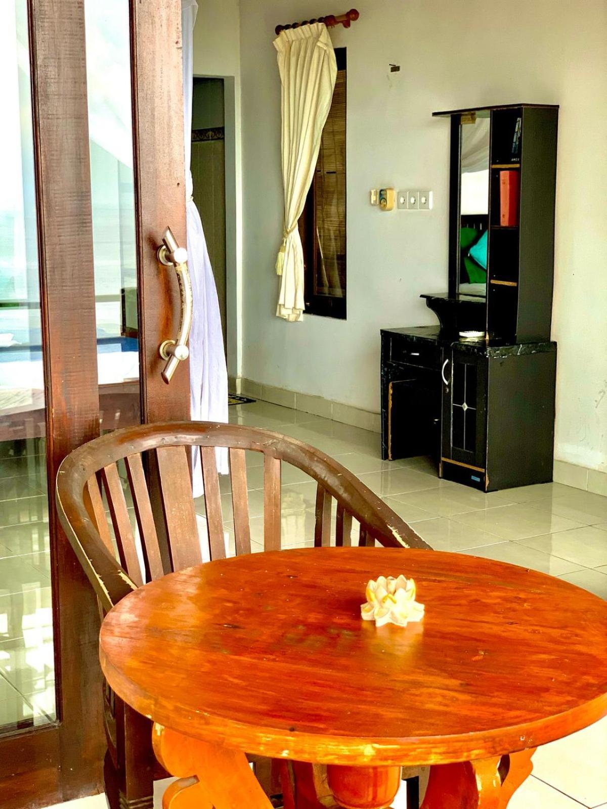 Titi Sedana Homestay Amed Exterior foto